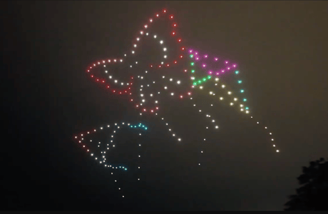 An image of kites flying during the Milwaukee 4th of July NLDS show. An image of kites flying during the Milwaukee 4th of July NLDS show.