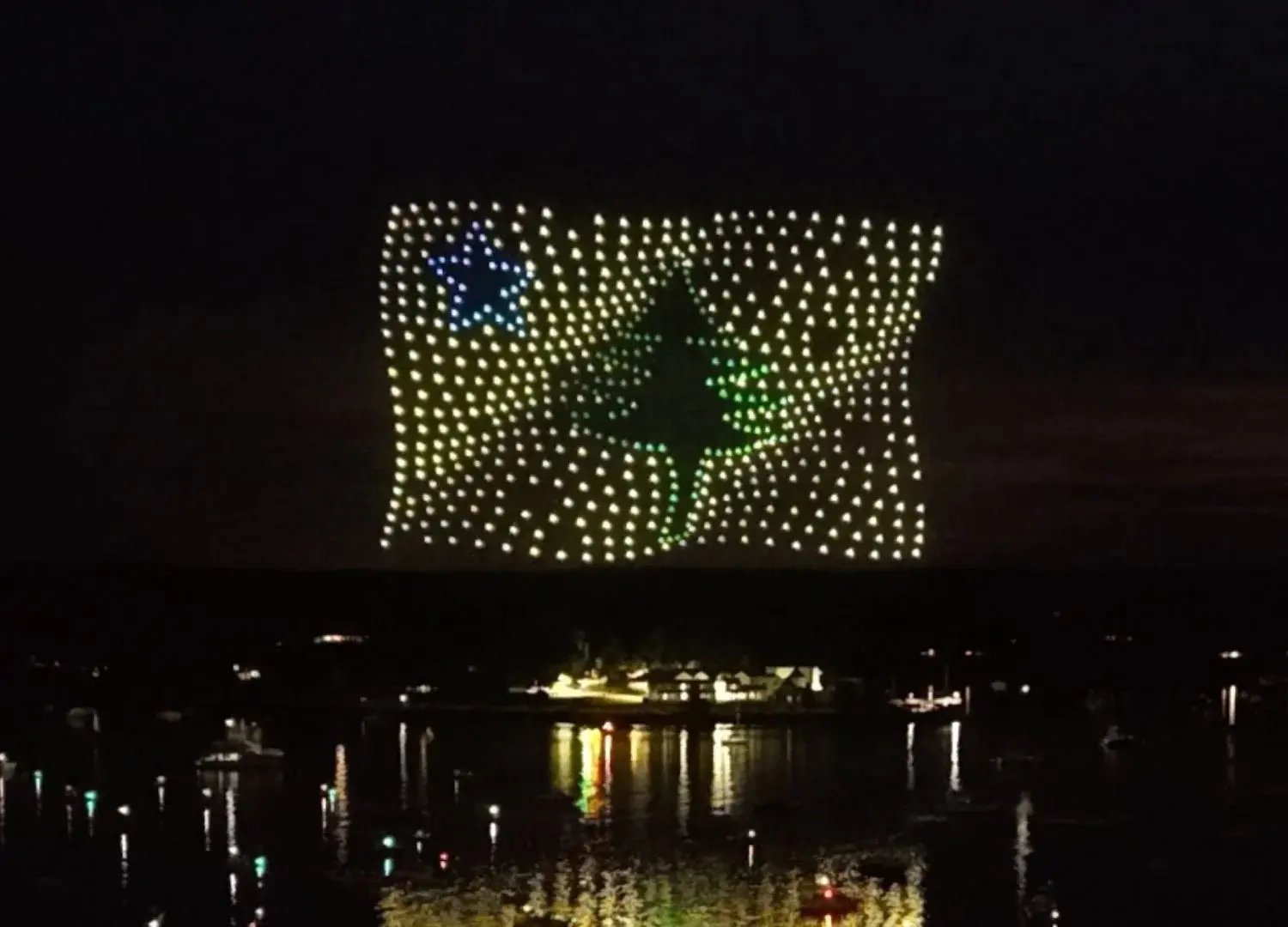An image of Maine's flag that actually flew above the crowd at the Windjammer Days NLDS show. An image of Maine's flag that actually flew above the crowd at the Windjammer Days NLDS show.