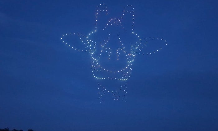 An image from an NLDS drone show featuring a 3D giraffe that appeared in the NLDS Lake Geneva Fourth of July show. An image from an NLDS drone show featuring a 3D giraffe that appeared in the NLDS Lake Geneva Fourth of July show.